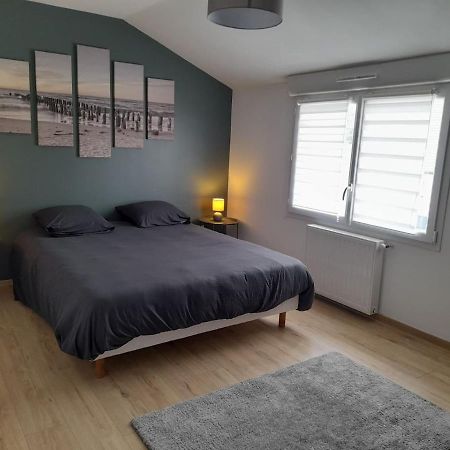 Logement De 100M2 Avec Terrasse Wardrecques Екстериор снимка